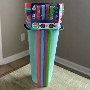 NWT … TAL “Color Changing” Tumblers With Lids & Straws